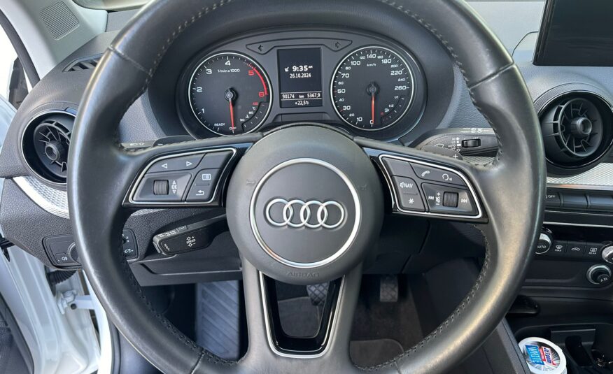 Audi Q2 1.6 tdi Business s-tronic