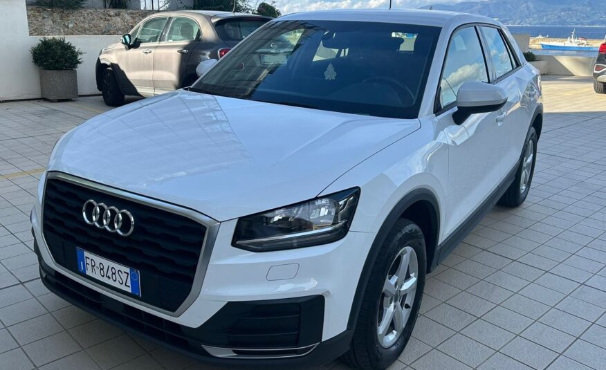 Audi Q2 1.6 tdi Business s-tronic