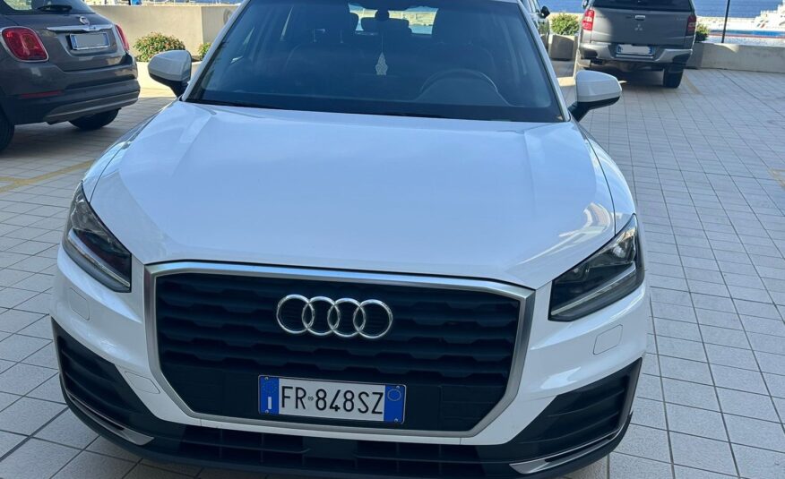 Audi Q2 1.6 tdi Business s-tronic